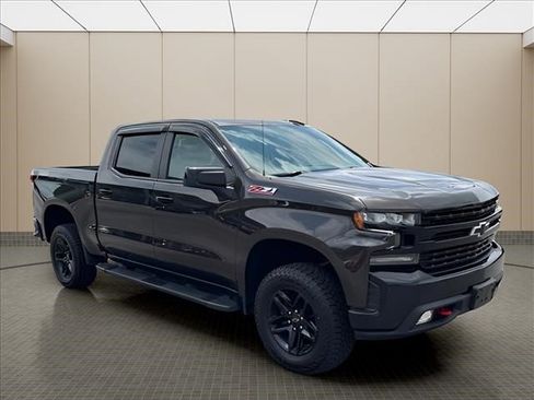 Used 2021 Chevrolet Silverado 1500 LT Trail Boss AWD/4WD image 2