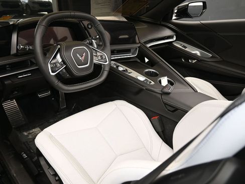 Used 2026 Chevrolet Corvette Stingray Convertible w/ 1LT image 12