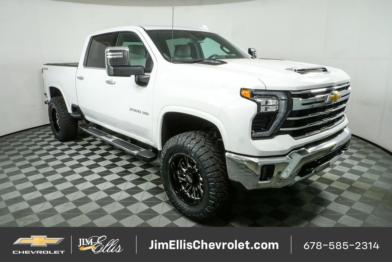 Used 2026 Chevrolet Silverado 2500 LTZ AWD/4WD image 1