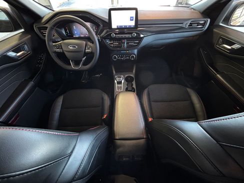 Used 2025 Ford Escape ST-Line image 38