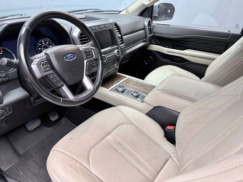 Used 2019 Ford Expedition Max Platinum image 9