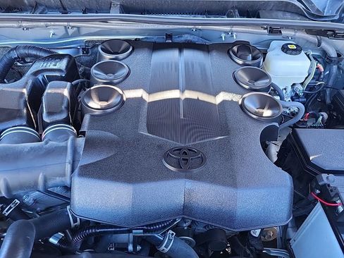 Used 2023 Toyota 4Runner SR5 image 16