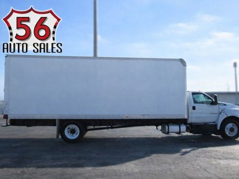Used 2016 Ford F650 2WD Regular Cab Super Duty image 1