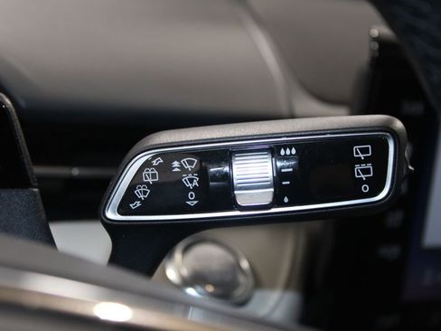 Used 2024 Lincoln Nautilus Reserve image 39