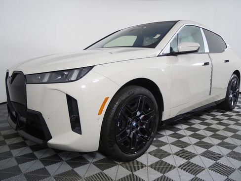 Used 2026 BMW iX xDrive45 w/ M Sport Package image 8