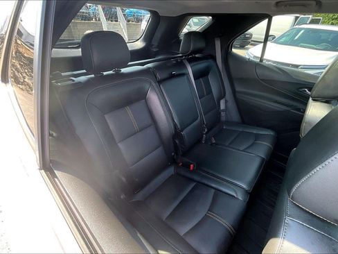 Used 2023 Chevrolet Equinox Premier AWD/4WD image 23