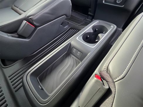 New 2026 Nissan Armada SL image 13