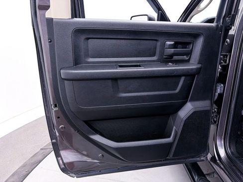 Used 2017 RAM 1500 Express AWD/4WD image 22