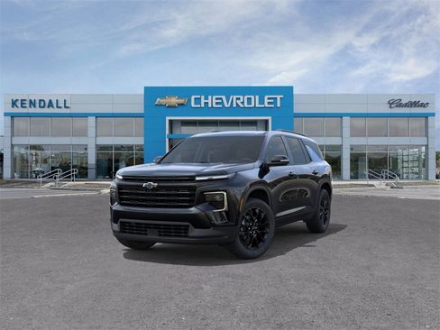 New 2026 Chevrolet Traverse LT w/ Enhanced Driving Package image 8