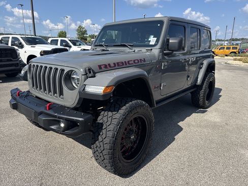 Used 2020 Jeep Wrangler Unlimited Rubicon AWD/4WD image 3