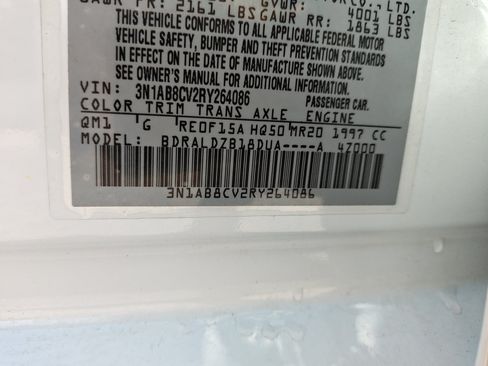 Used 2024 Nissan Sentra SV FWD image 34