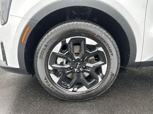 New 2026 Kia Sorento S w/ S Panoramic Sunroof Package image 13