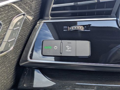 Used 2021 Audi Q7 2.0T Premium Plus w/ Premium Plus Package image 33