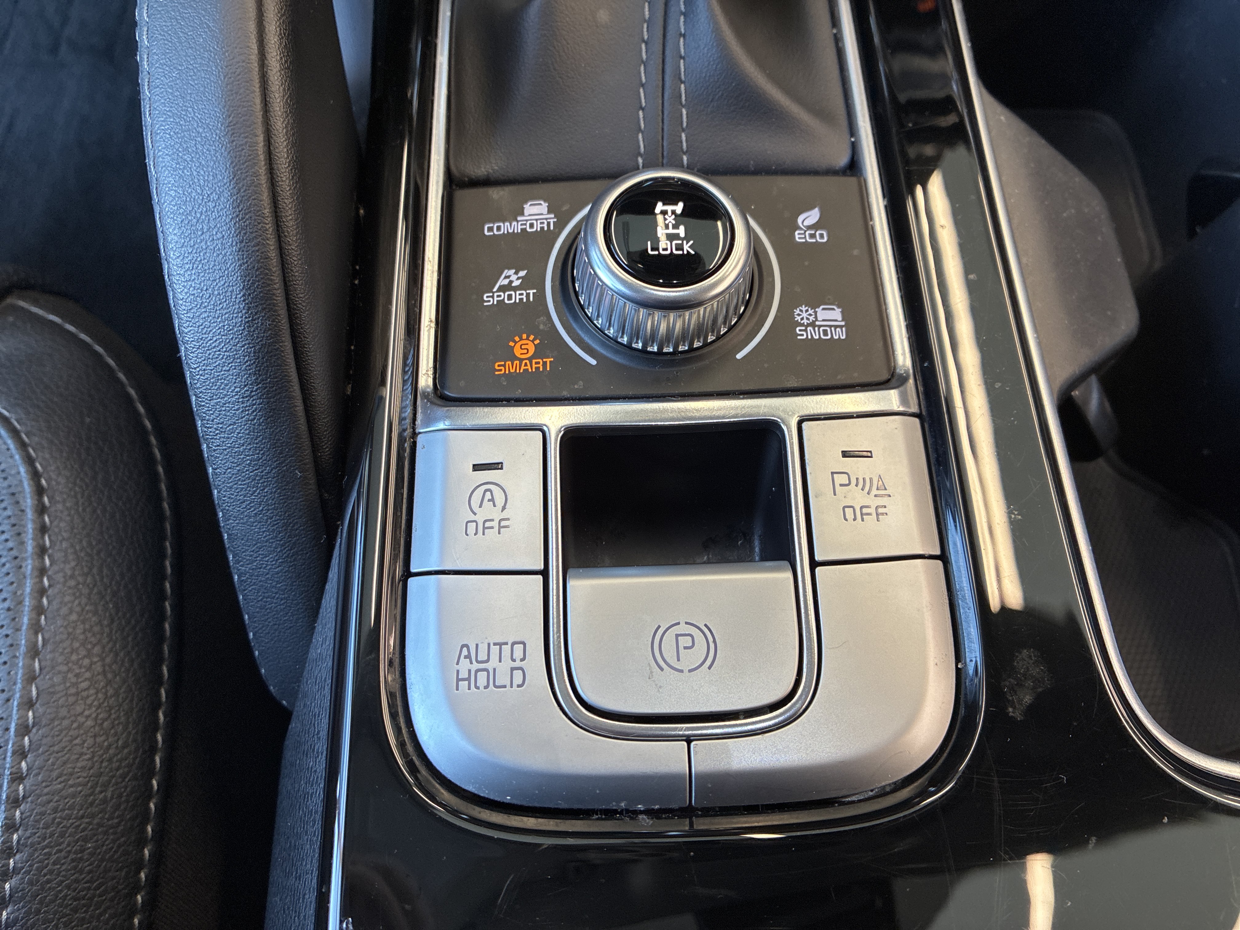 Certified 2022 Kia Telluride EX w/ EX Premium Package AWD/4WD image 24
