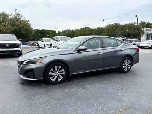 Used 2023 Nissan Altima 2.5 S FWD image 27