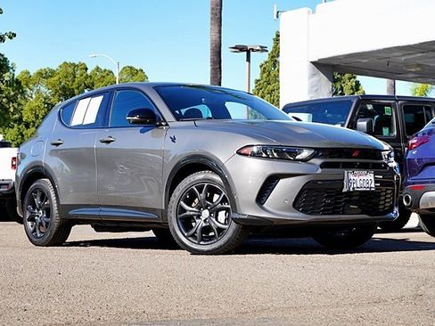 Certified 2024 Dodge Hornet R/T Plus w/ Tech Pack Plus w/o Parking image 2