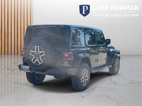 New 2025 Jeep Wrangler Sahara image 9