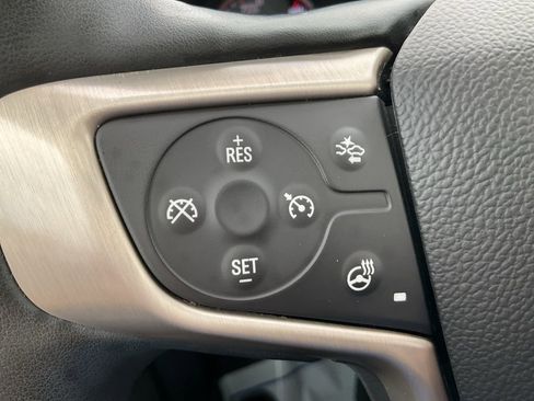 Used 2023 GMC Terrain Denali image 5