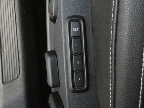 Used 2024 Volkswagen Jetta SEL image 28