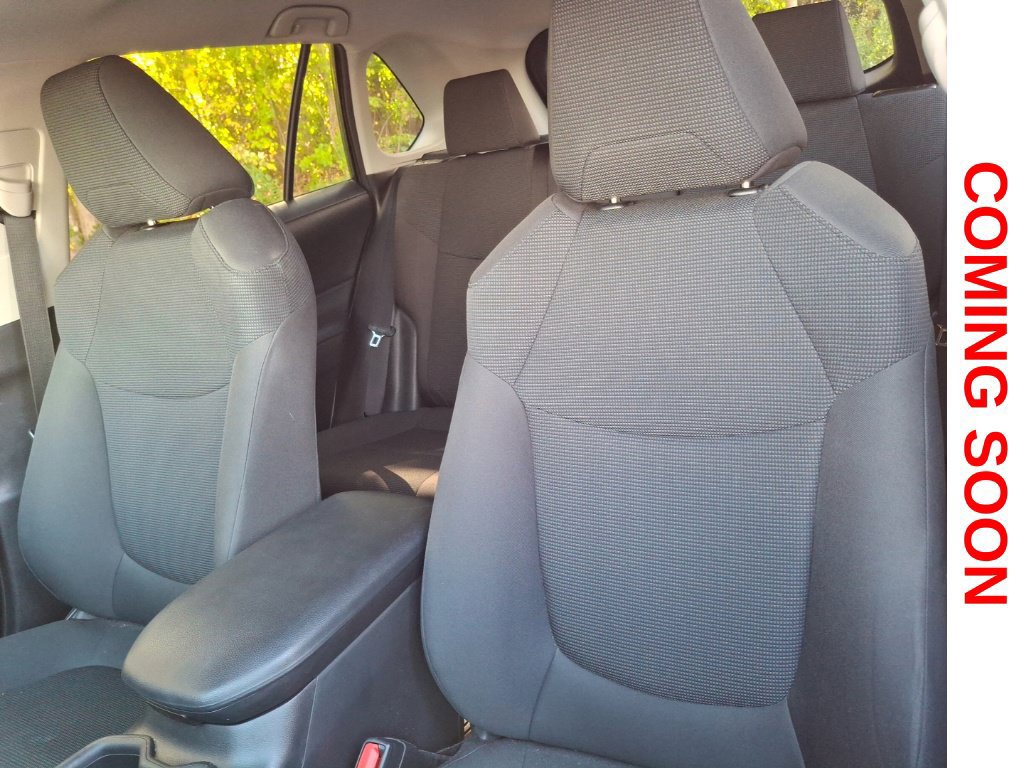 Used 2019 Toyota RAV4 LE w/ All Weather Liner Package AWD/4WD image 13