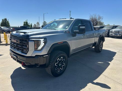 Certified 2025 GMC Sierra 2500 AT4X AWD/4WD image 32