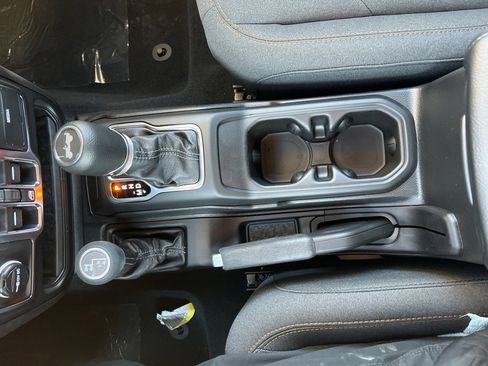 New 2026 Jeep Wrangler Sport S image 32