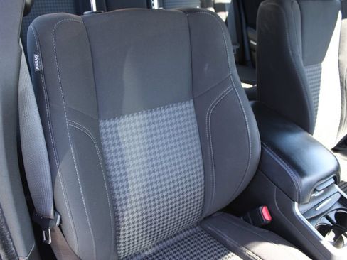 Used 2023 Dodge Charger SXT RWD image 13