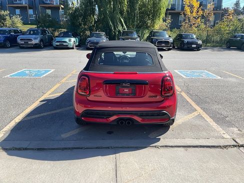 Used 2023 MINI Cooper S image 11