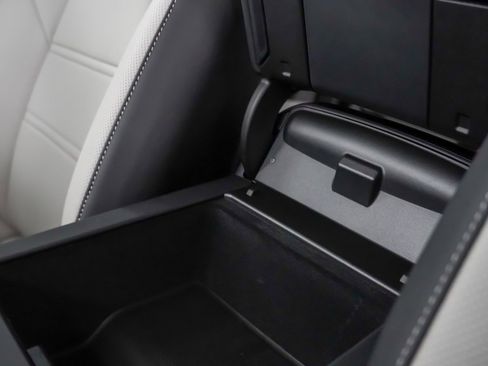 New 2026 Porsche Cayenne S image 34