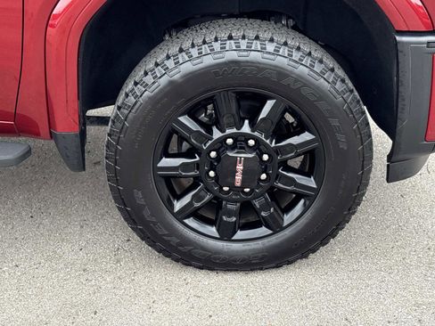 Used 2024 GMC Sierra 2500 AT4 w/ AT4 Premium Plus Package image 10