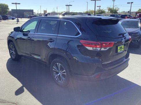 Used 2018 Toyota Highlander LE FWD image 20