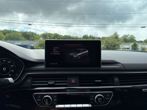 Used 2018 Audi A4 2.0T Premium Plus AWD/4WD image 23
