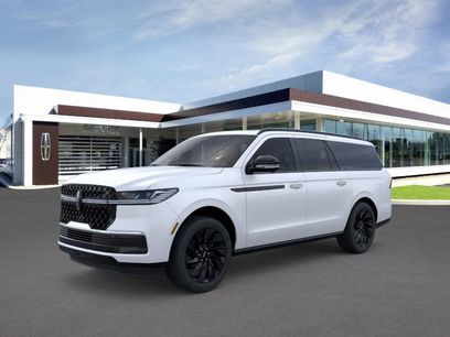 New 2025 Lincoln Navigator L Reserve w/ Jet Appearance Package