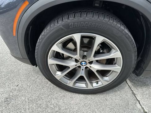 Used 2021 BMW X5 xDrive40i w/ Convenience Package AWD/4WD image 10