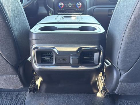 Used 2022 GMC Sierra 3500 Denali AWD/4WD image 26
