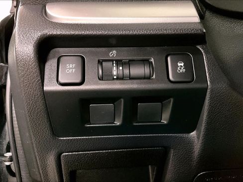 Used 2015 Subaru Crosstrek 2.0i Limited AWD/4WD image 34