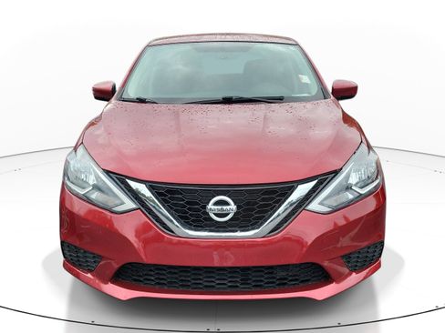 Used 2017 Nissan Sentra SV FWD image 2