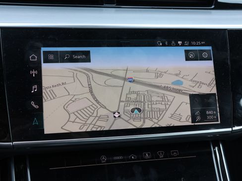 Used 2021 Audi A8 L 4.0T w/ Executive Plus Package image 23