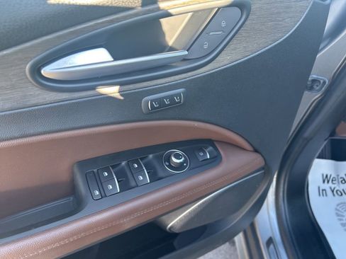 Used 2018 Alfa Romeo Stelvio Ti image 24