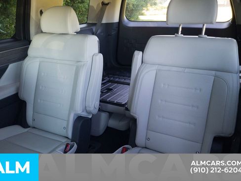 Used 2025 Hyundai Santa Fe Calligraphy image 19