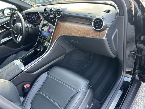 Certified 2025 Mercedes-Benz GLC 300 image 46
