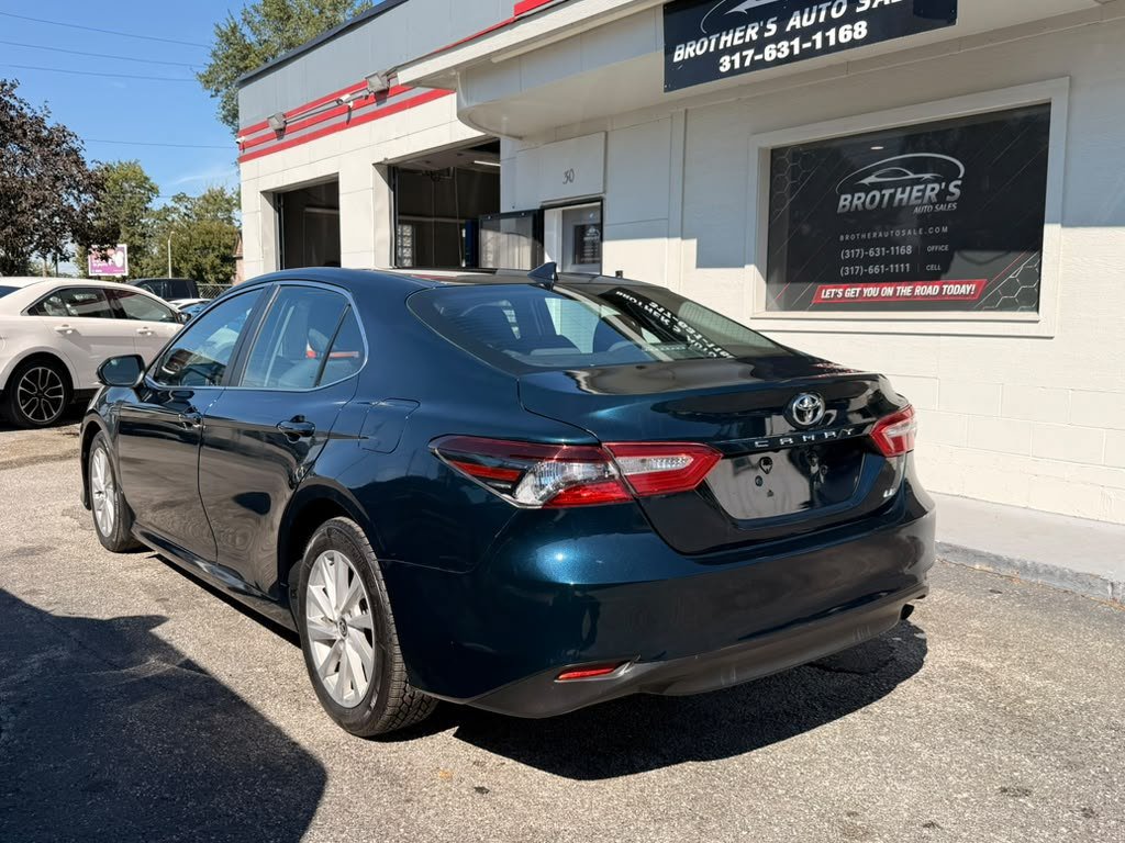 Used 2021 Toyota Camry LE AWD/4WD image 12
