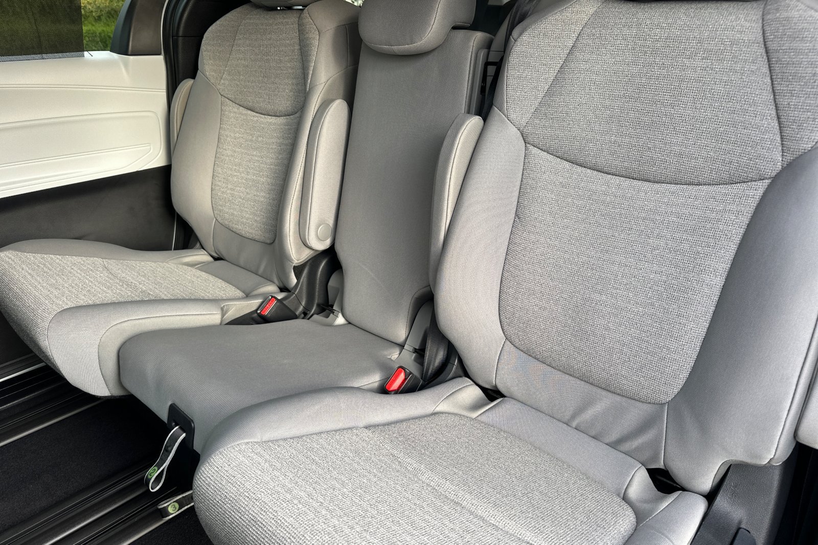 Certified 2026 Toyota Sienna LE FWD image 18