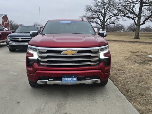 Certified 2025 Chevrolet Silverado 1500 High Country w/ Technology Package image 2