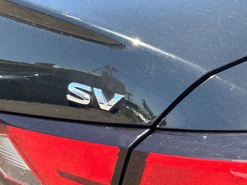 Used 2022 Nissan Altima 2.5 SV FWD image 9