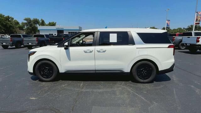 Used 2026 Kia Carnival FWD image 5