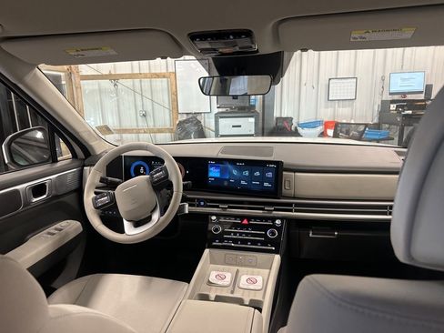 New 2026 Hyundai Santa Fe SE FWD image 31