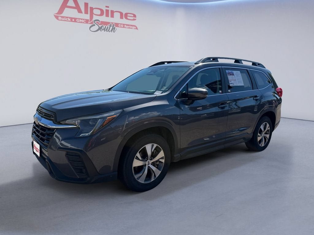 Used 2025 Subaru Ascent Premium AWD/4WD image 1