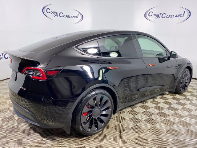Used 2023 Tesla Model Y Performance AWD/4WD image 7