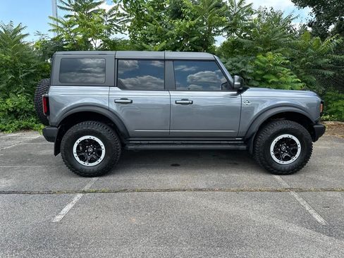 Used 2024 Ford Bronco Outer Banks w/ Sasquatch Package AWD/4WD image 2